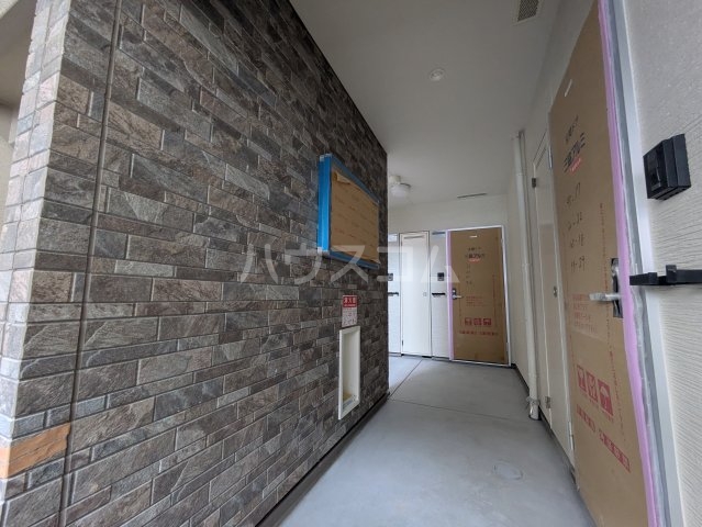 15/25 エントランス