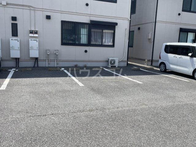 19/20 駐車場