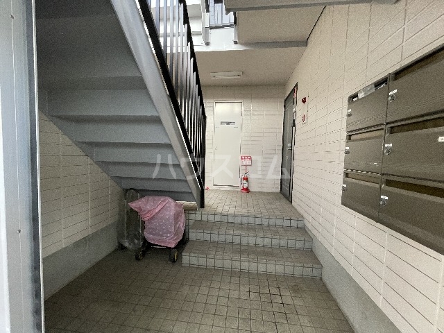 15/20 エントランス