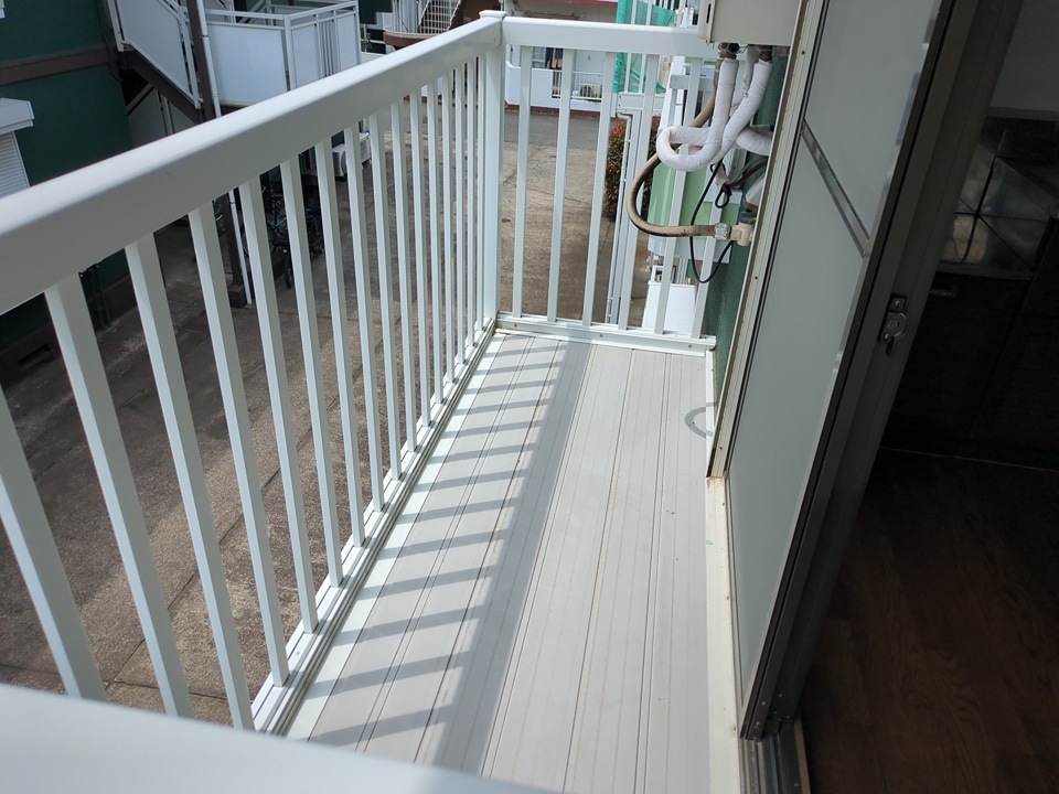 23/30 バルコニー