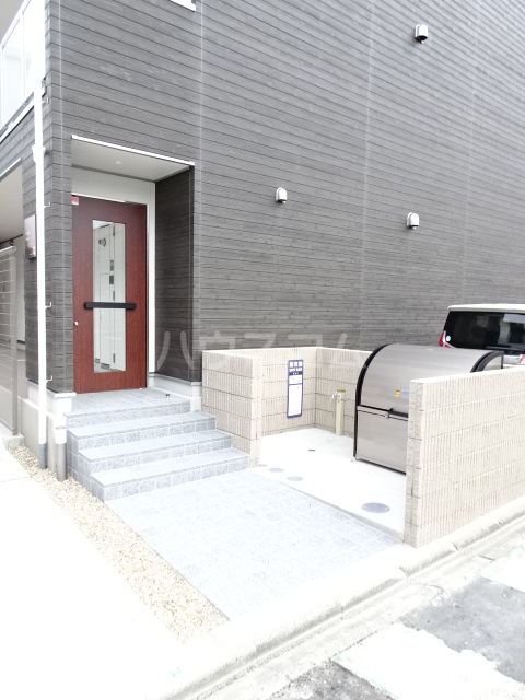 2/5 エントランス