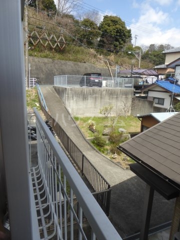 21/27 バルコニー