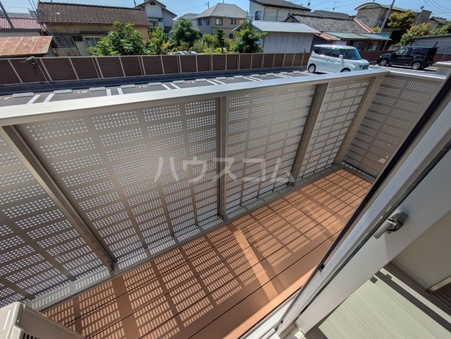 17/23 バルコニー