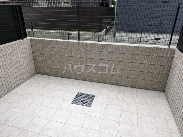 21/30 バルコニー