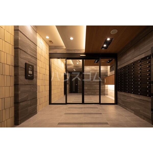 15/25 エントランス