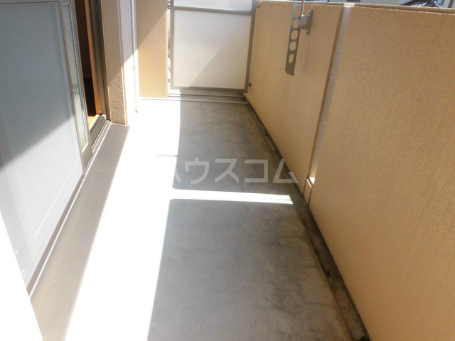 15/28 バルコニー