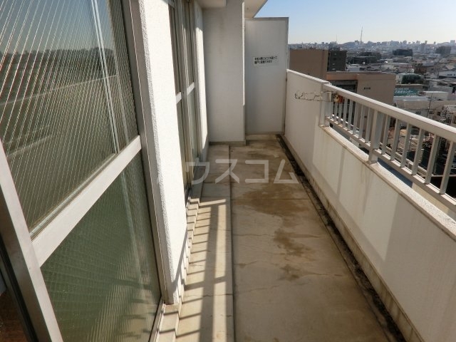 16/27 バルコニー