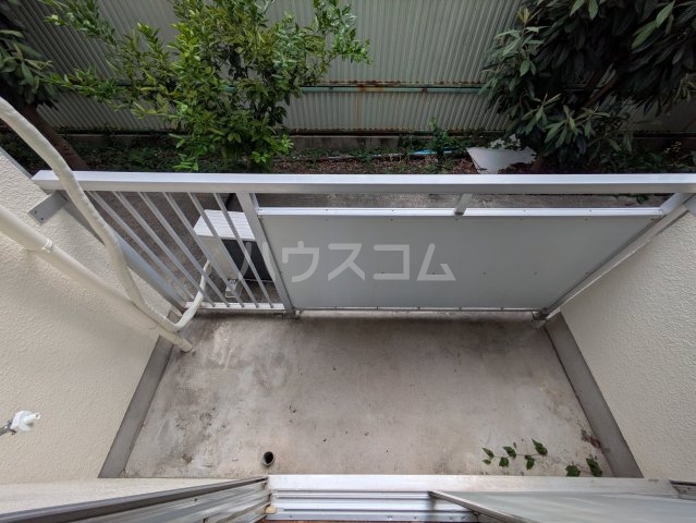 15/23 バルコニー