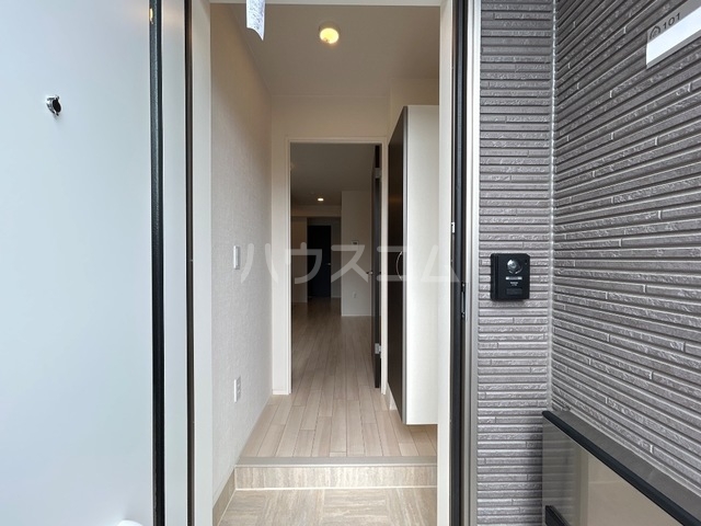 22/30 エントランス