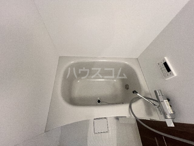17/30 浴室