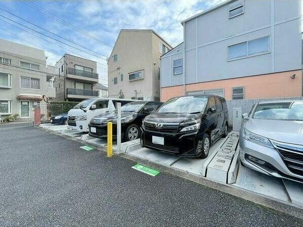 17/24 駐車場
