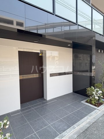 29/30 エントランス