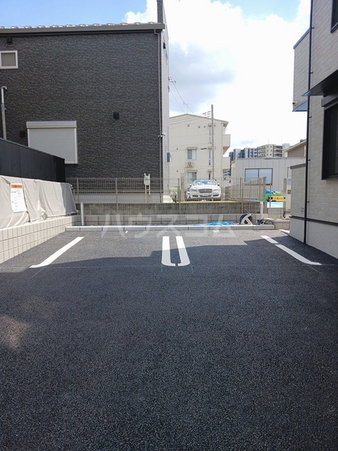 16/26 駐車場