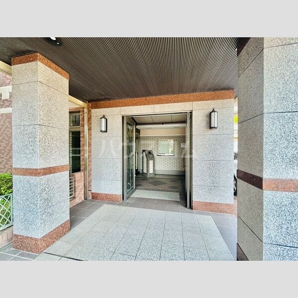 2/7 エントランス