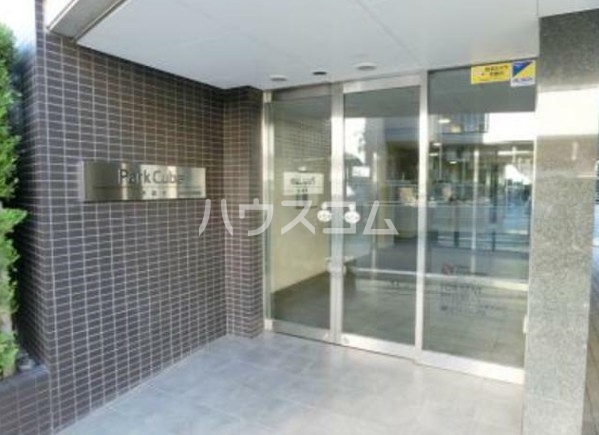 25/30 エントランス