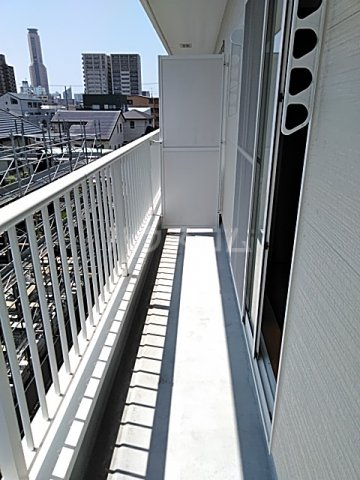 19/27 バルコニー