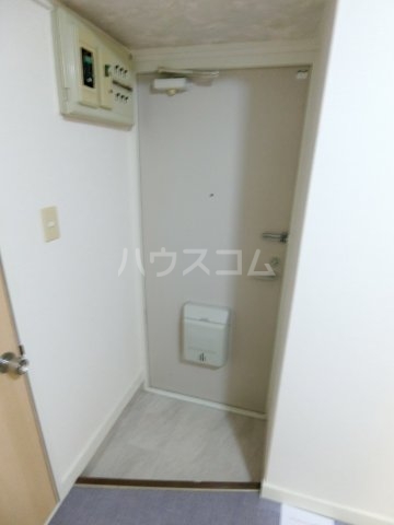 13/30 玄関