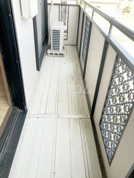 15/18 バルコニー