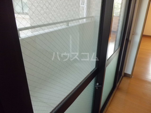 18/26 バルコニー