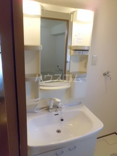 16/26 洗面