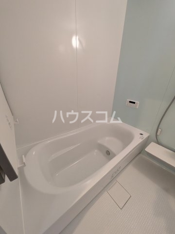 17/30 浴室