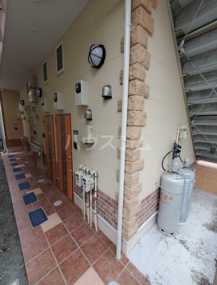 3/5 玄関