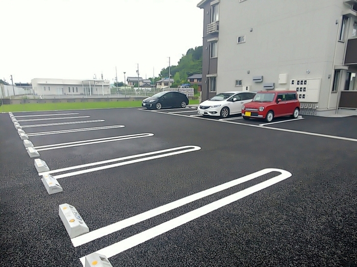 18/26 駐車場