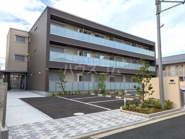 ラグジュリアス光丘の外観