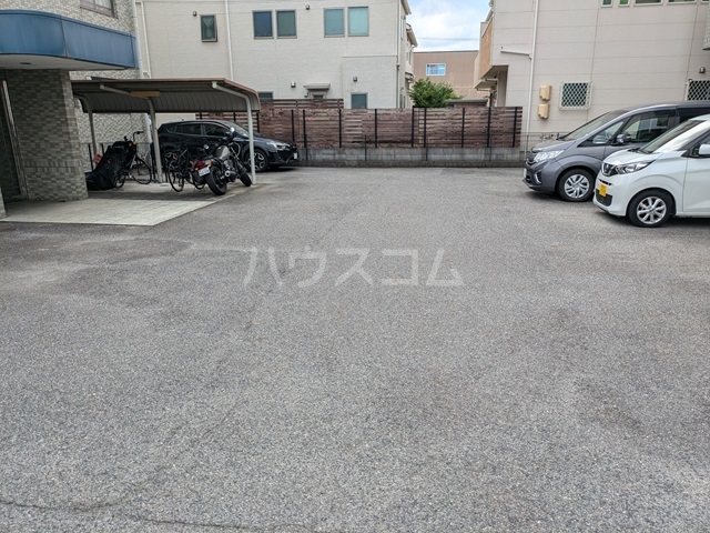 29/30 駐車場