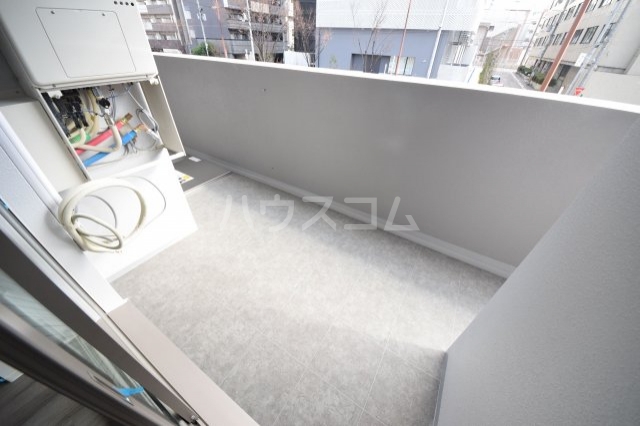 13/30 バルコニー