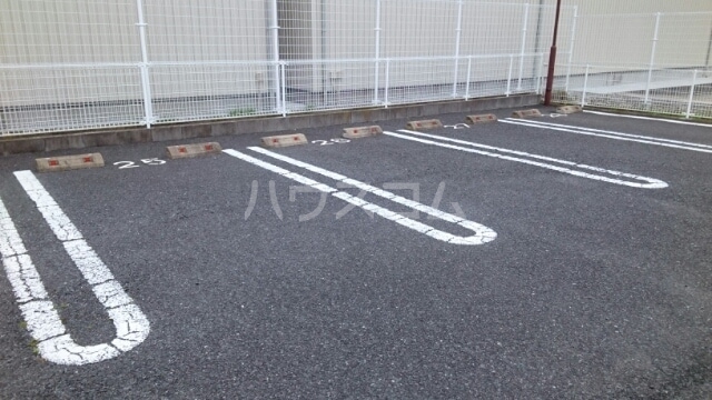 14/20 駐車場