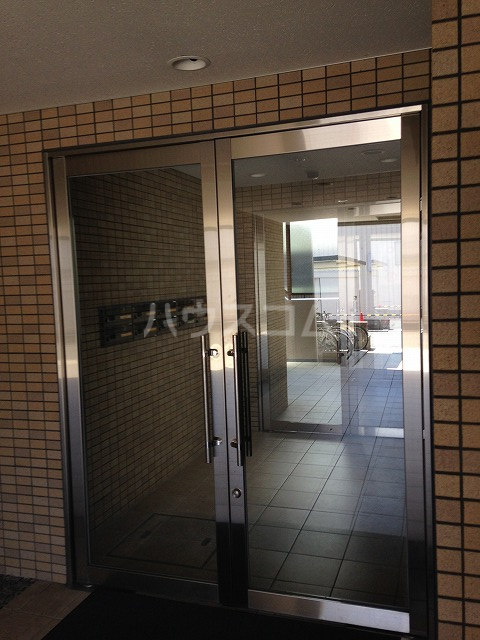 29/30 エントランス