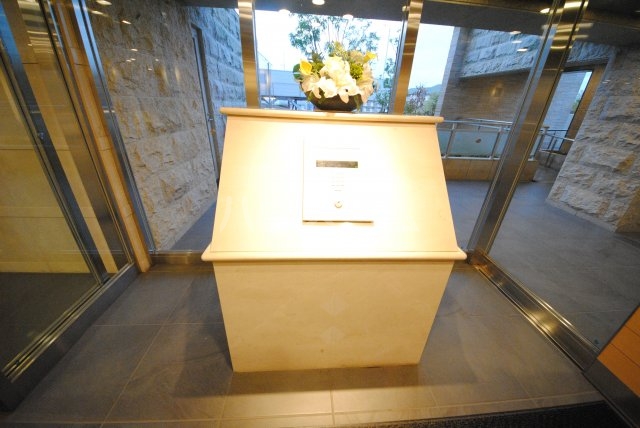 29/30 エントランス