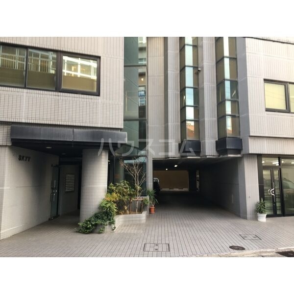 2/5 エントランス