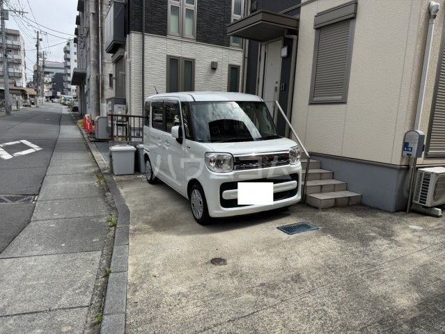 2/10 駐車場