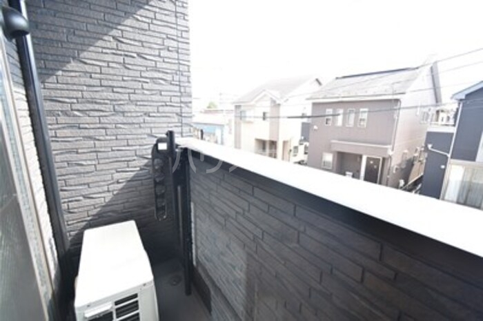 20/28 バルコニー