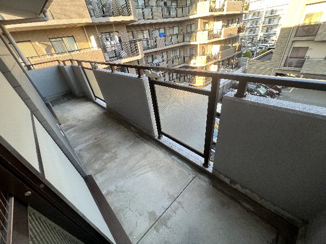 17/30 バルコニー