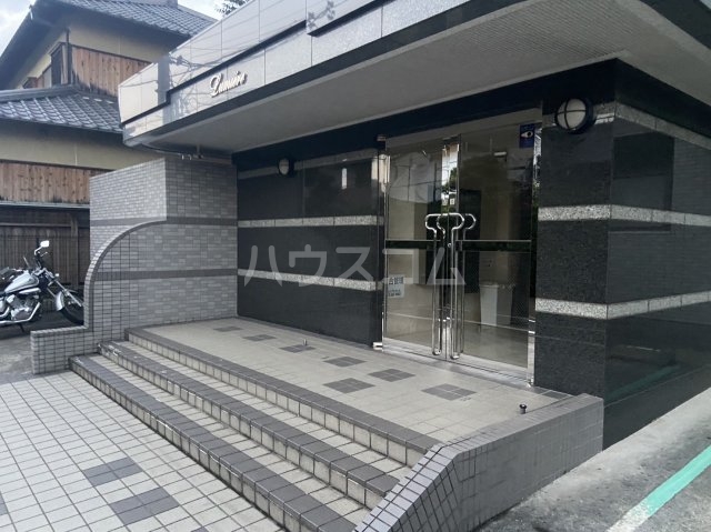 2/10 エントランス