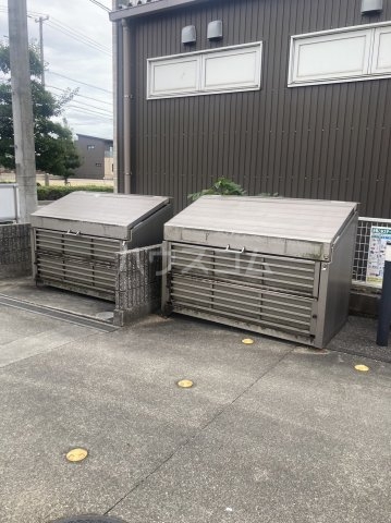 28/30 駐車場