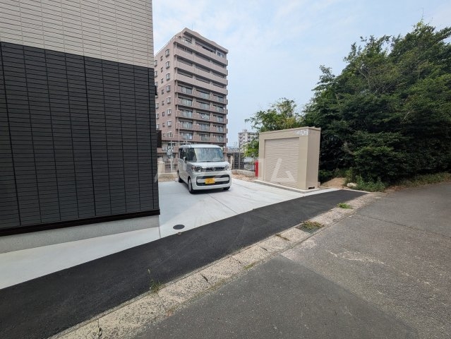 17/25 駐車場