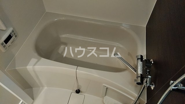 17/30 浴室