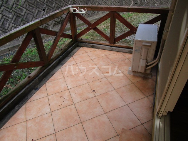 13/19 バルコニー