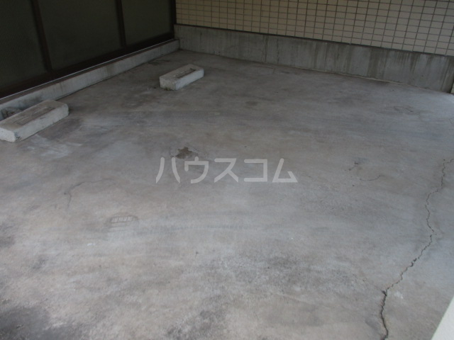 26/30 駐車場
