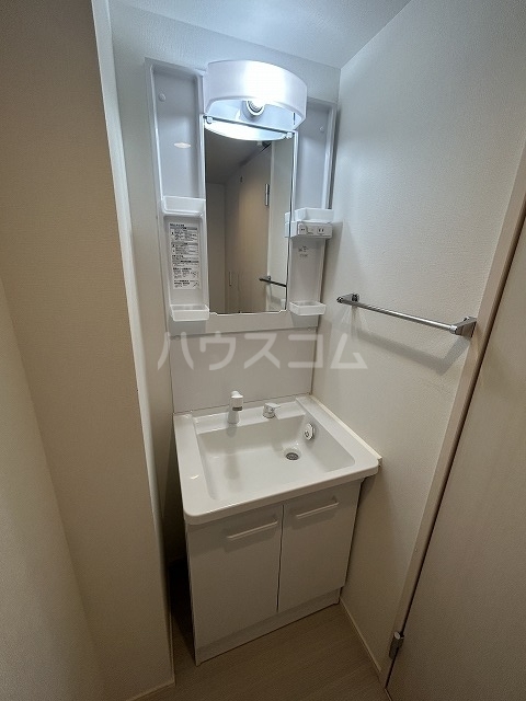 13/30 洗面