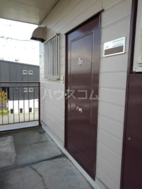 19/26 エントランス