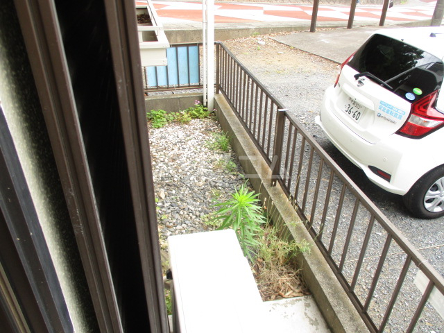 16/23 バルコニー