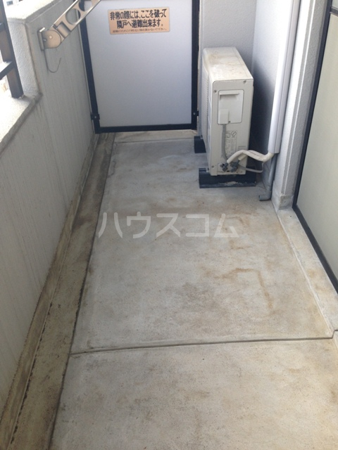 15/27 バルコニー