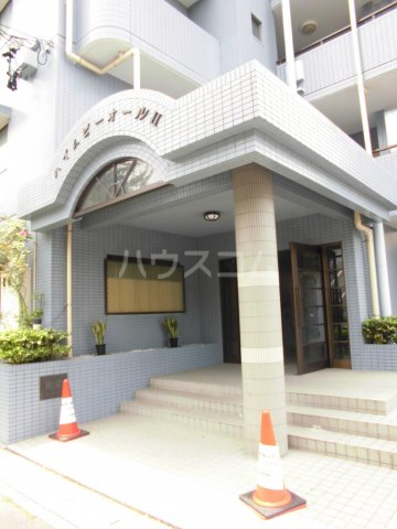 19/29 エントランス