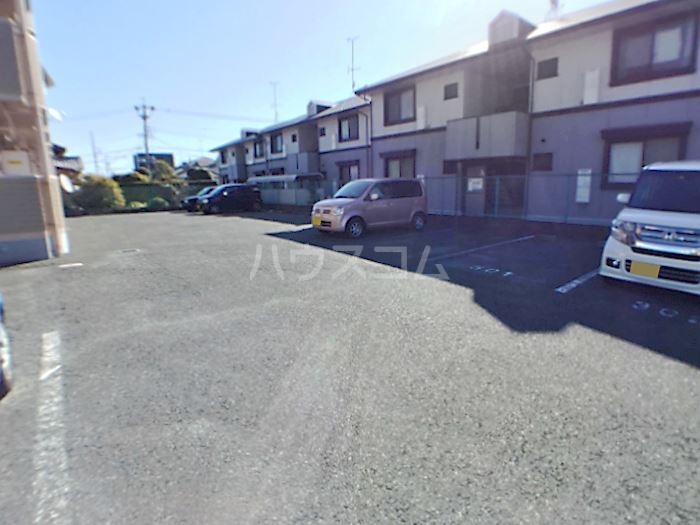 15/25 駐車場
