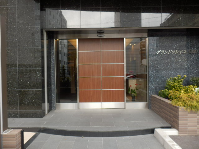 16/24 エントランス